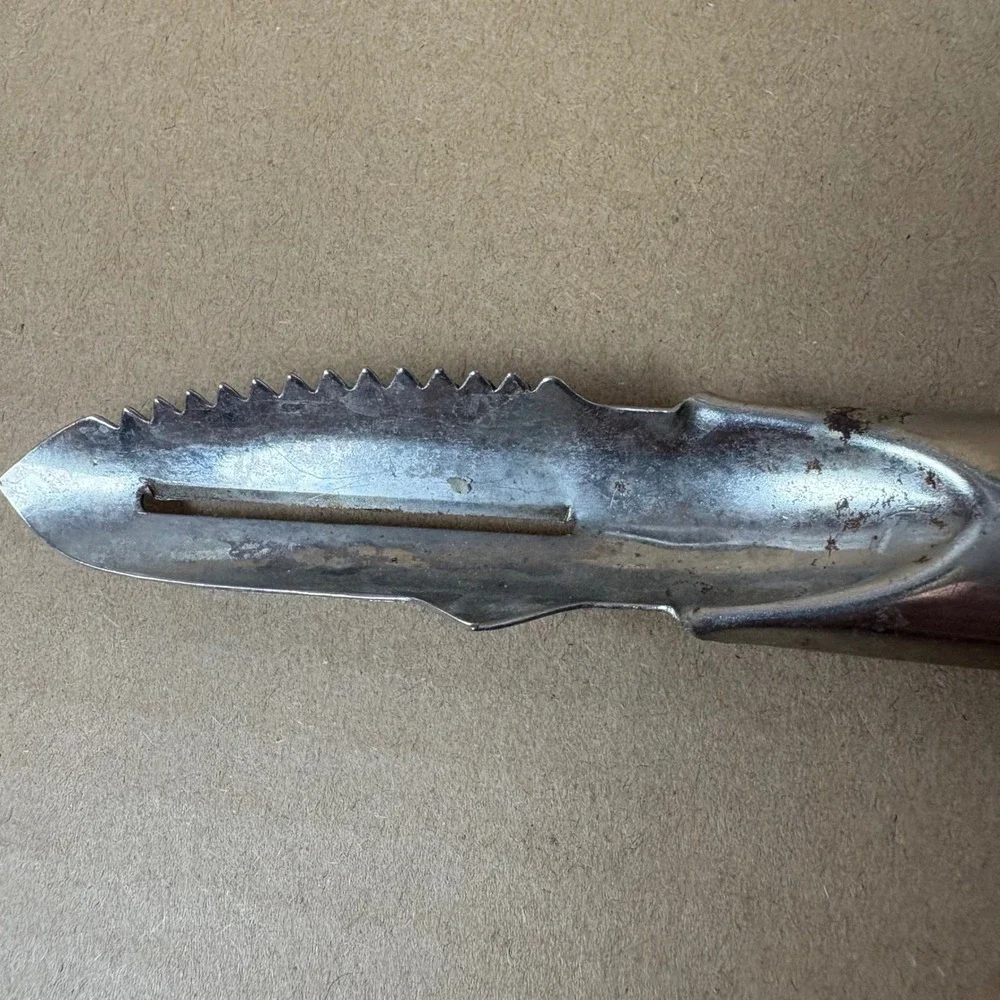 Real-A-Peel Grayline Housewares Inc Elgin Ill USA Peeler Serrated‎ Edge Vintage